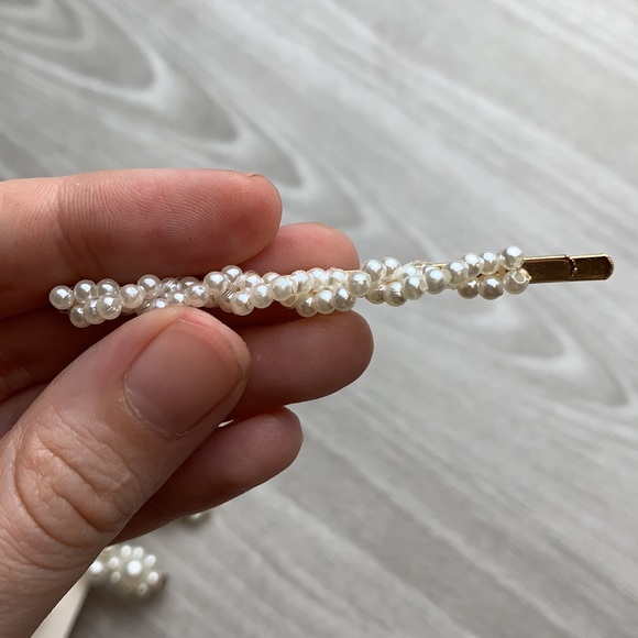 NEW Pearl hair clips, barrettes, accessories - Picture 11 of 12